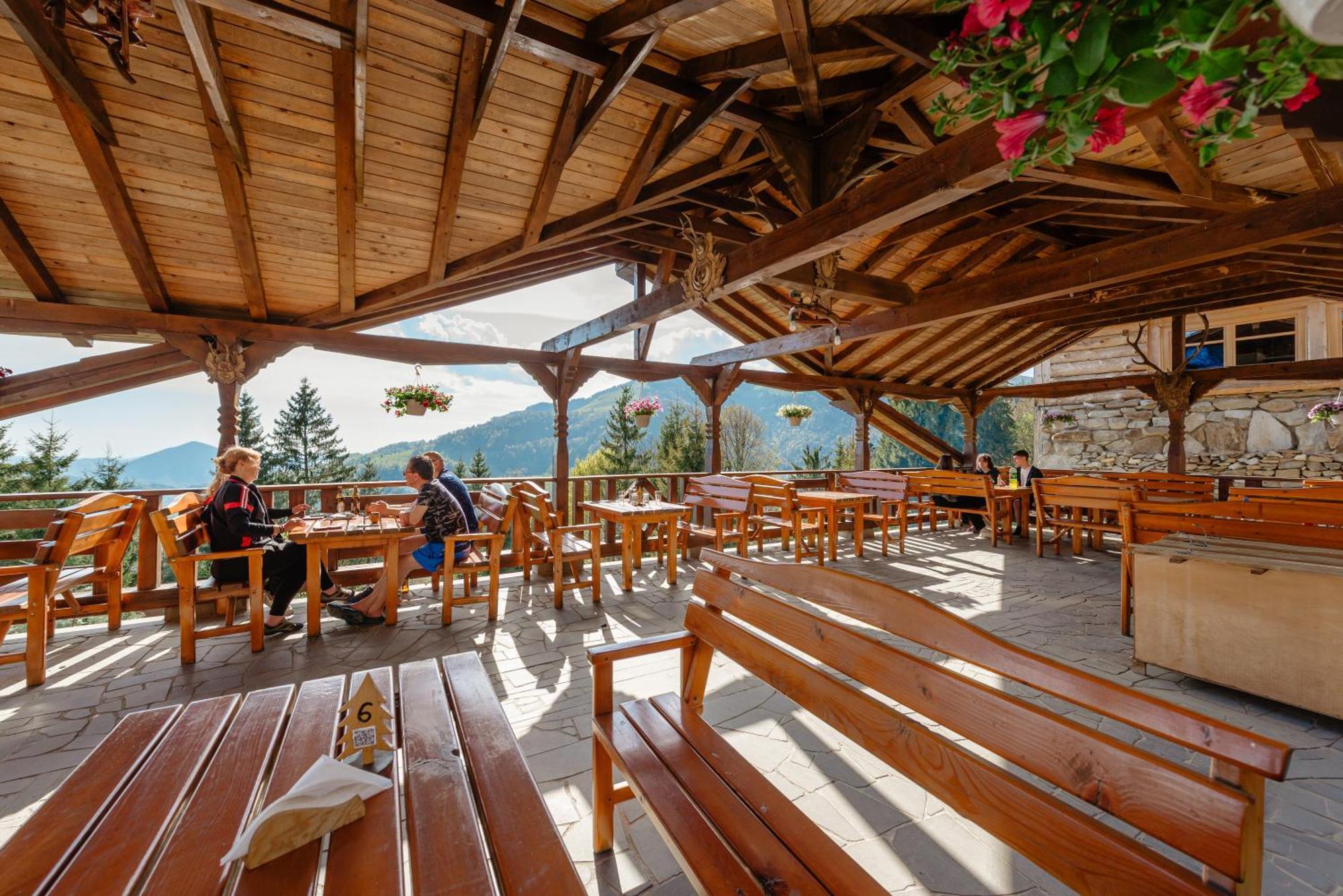 Complex Turistic Alpina Blazna Sant Hotel Buitenkant foto