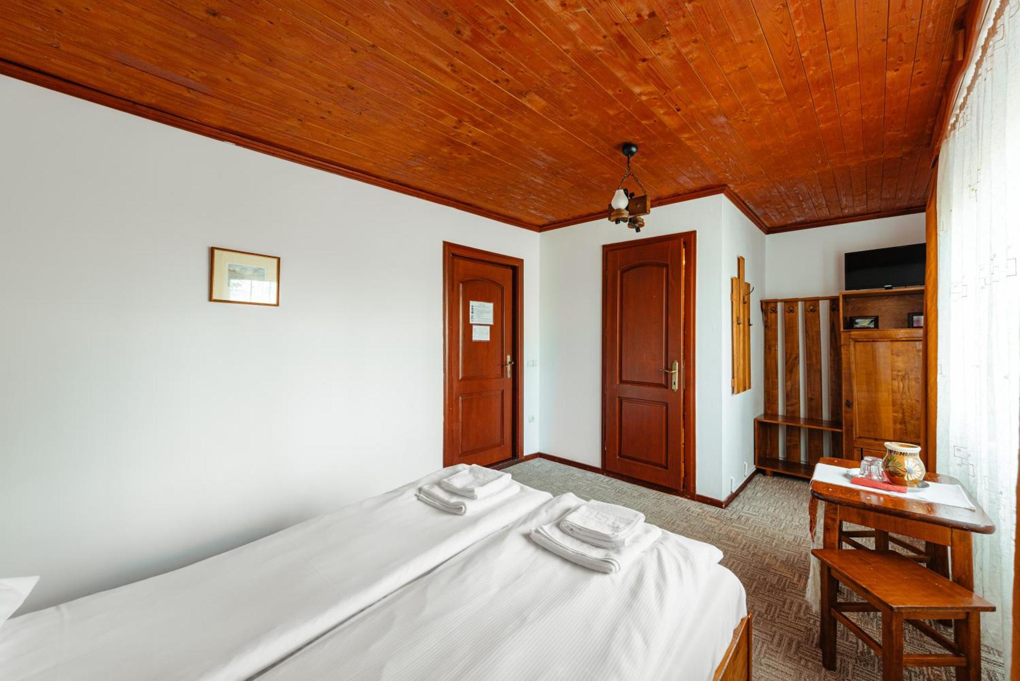 Complex Turistic Alpina Blazna Sant Hotel Buitenkant foto