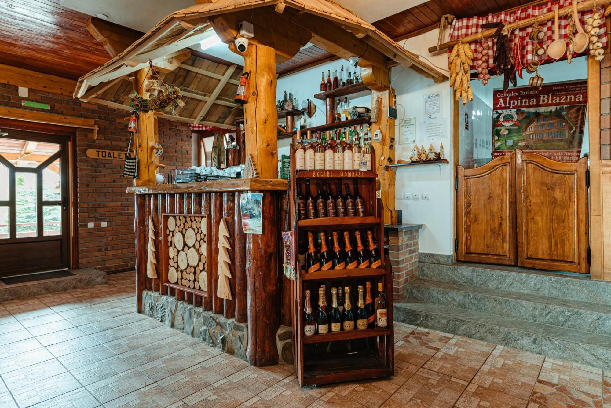 Complex Turistic Alpina Blazna Sant Hotel Buitenkant foto