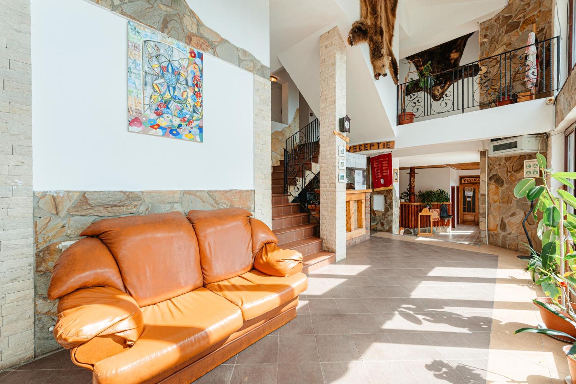 Complex Turistic Alpina Blazna Sant Hotel Buitenkant foto